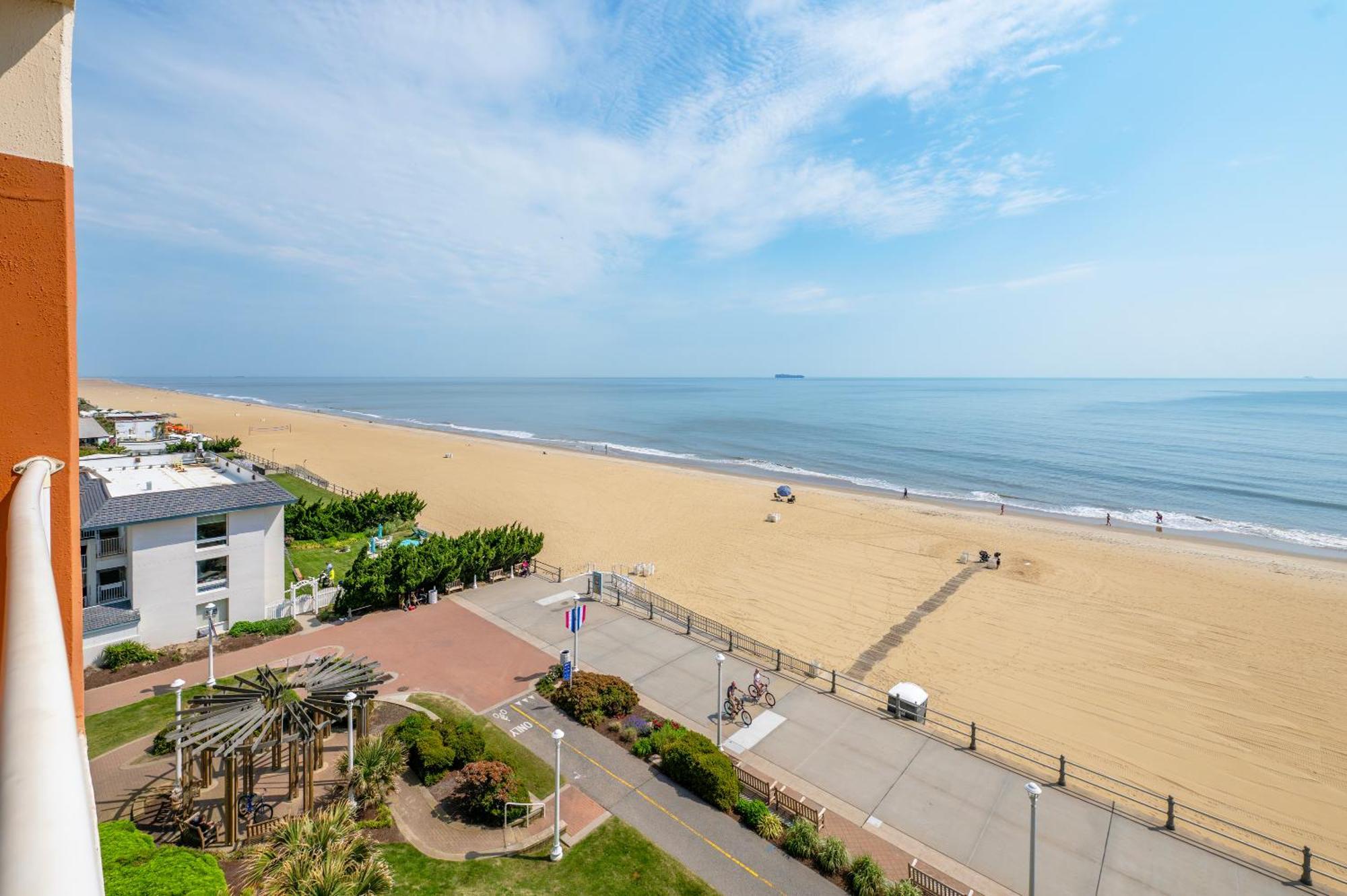 Holiday Inn & Suites Virginia Beach - North Beach By Ihg Exterior foto